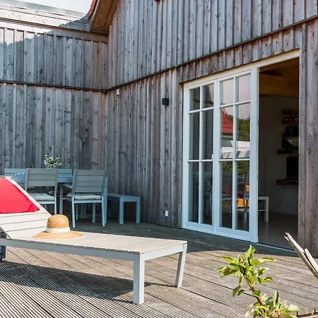 Haus Wiesenweite Daire Born